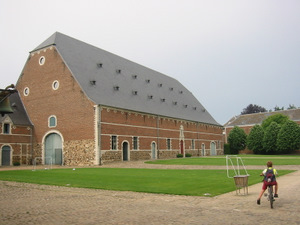 Glimes : promenade du Tumulus