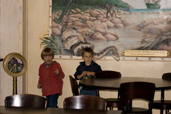 une salle à manger très conviviale